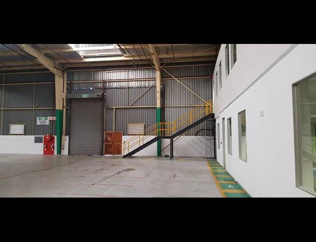 INDUSTRIAL PROPERTY TO RENT IN HALFWAY HOUSE